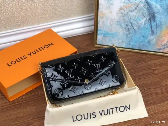 Affordable VUITTON FÉLICIE LOUIS POCHETTE 0620